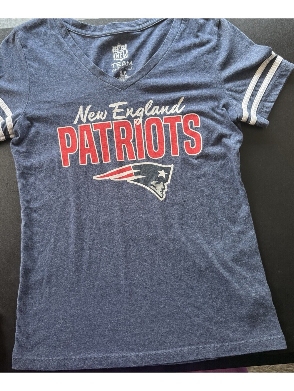 New England Patriots Football T-Shirt NFL Team Apparel Women’s Small